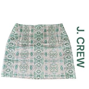 J. CREW Beautiful Jacquard Mini Skirt, Lined, Front Pockets, Back Zip, Size 2.